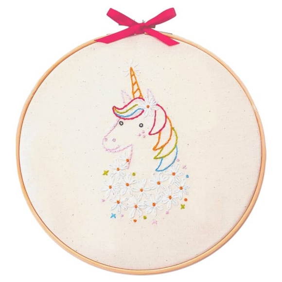 Unicorn Embroidery Kit - Picture 1 of 2